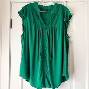 Torrid Green Button-Front Tassel Blouse Size 2